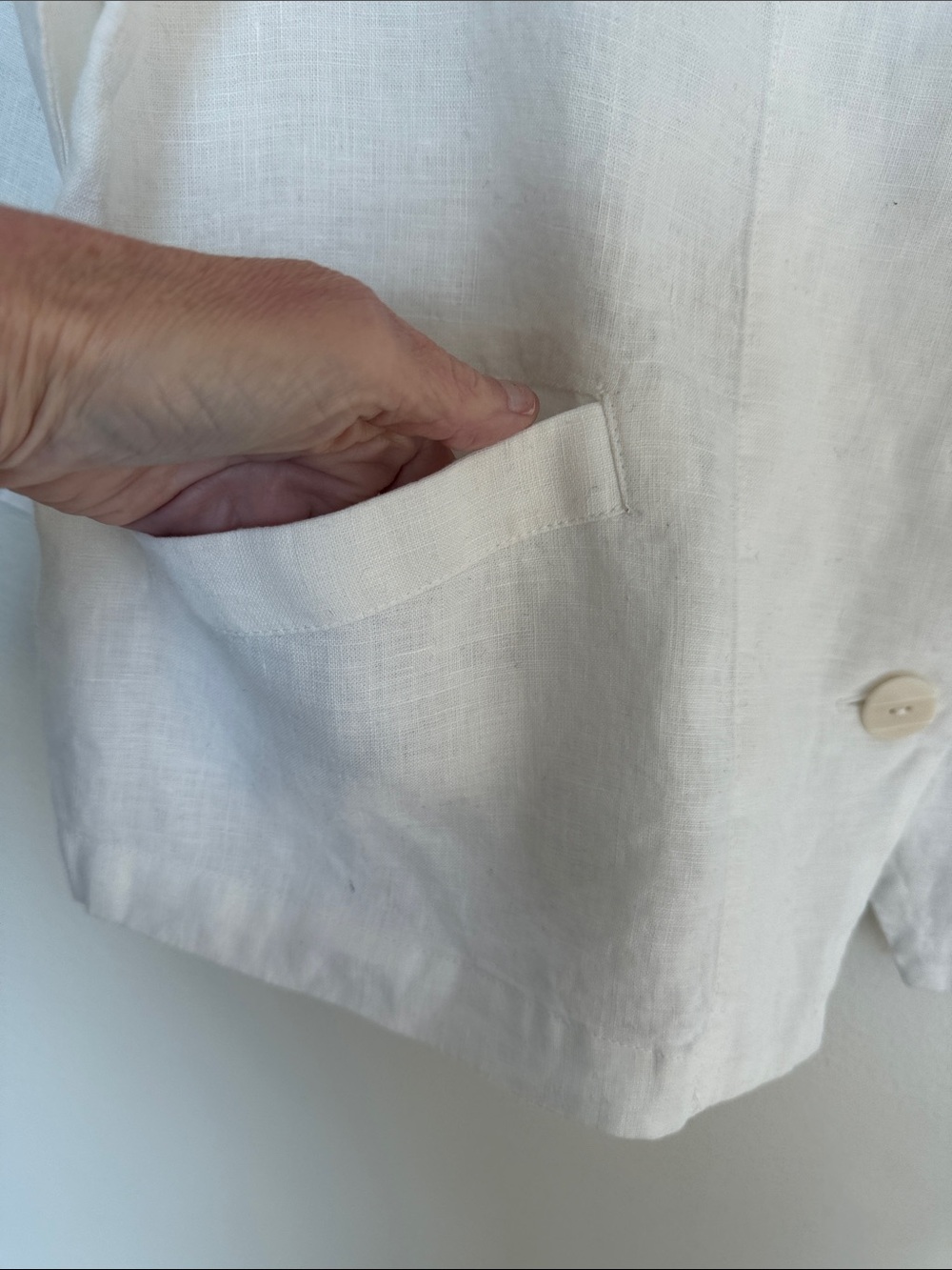 NWOT Flax White Linen Button-Front V-Neck Jacket– small (371) - Picture 3 of 12
